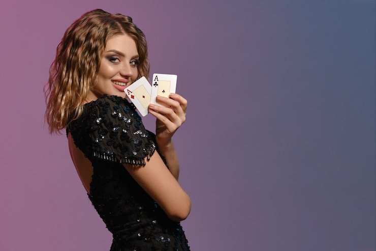 Aplikasi mobile omtoto Aplikasi mobile omtoto menampilkan permainan slot dan pasar taruhan